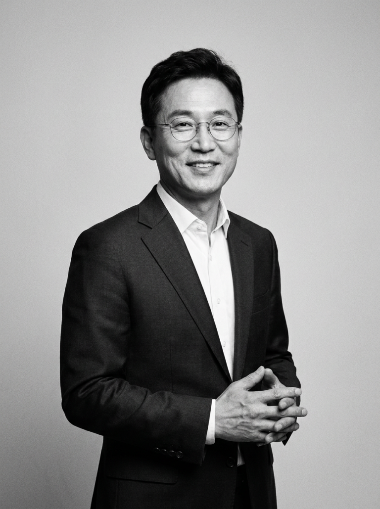강사 3